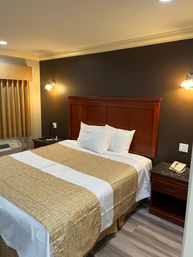 Travelodge By Wyndham Hotel 2*