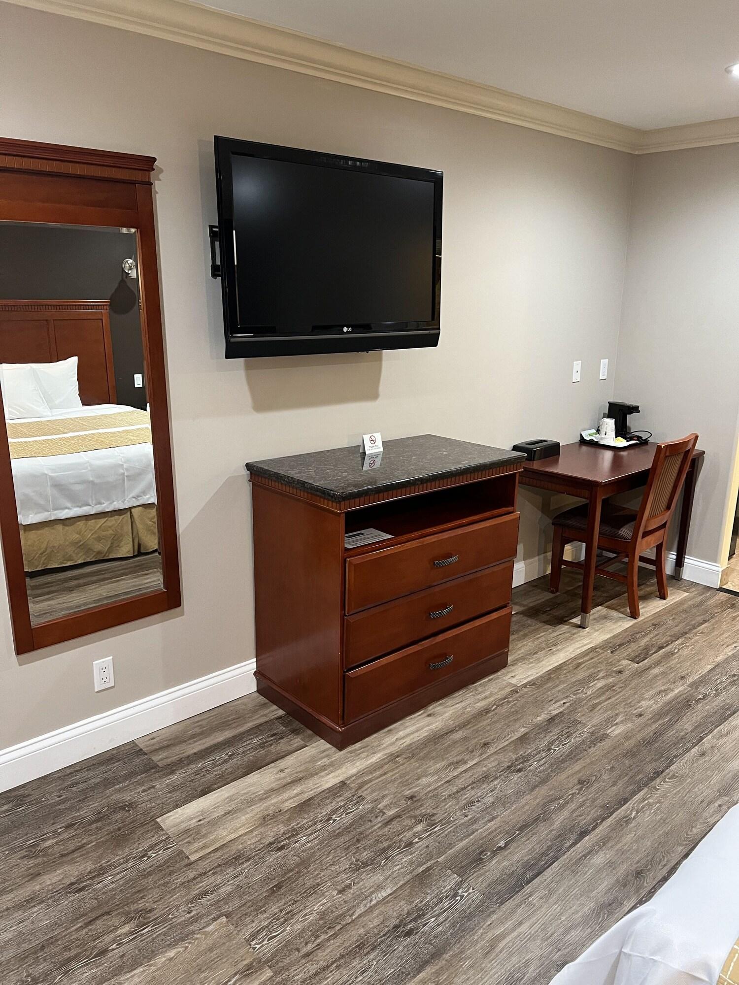 Travelodge By Wyndham Hotel 2*